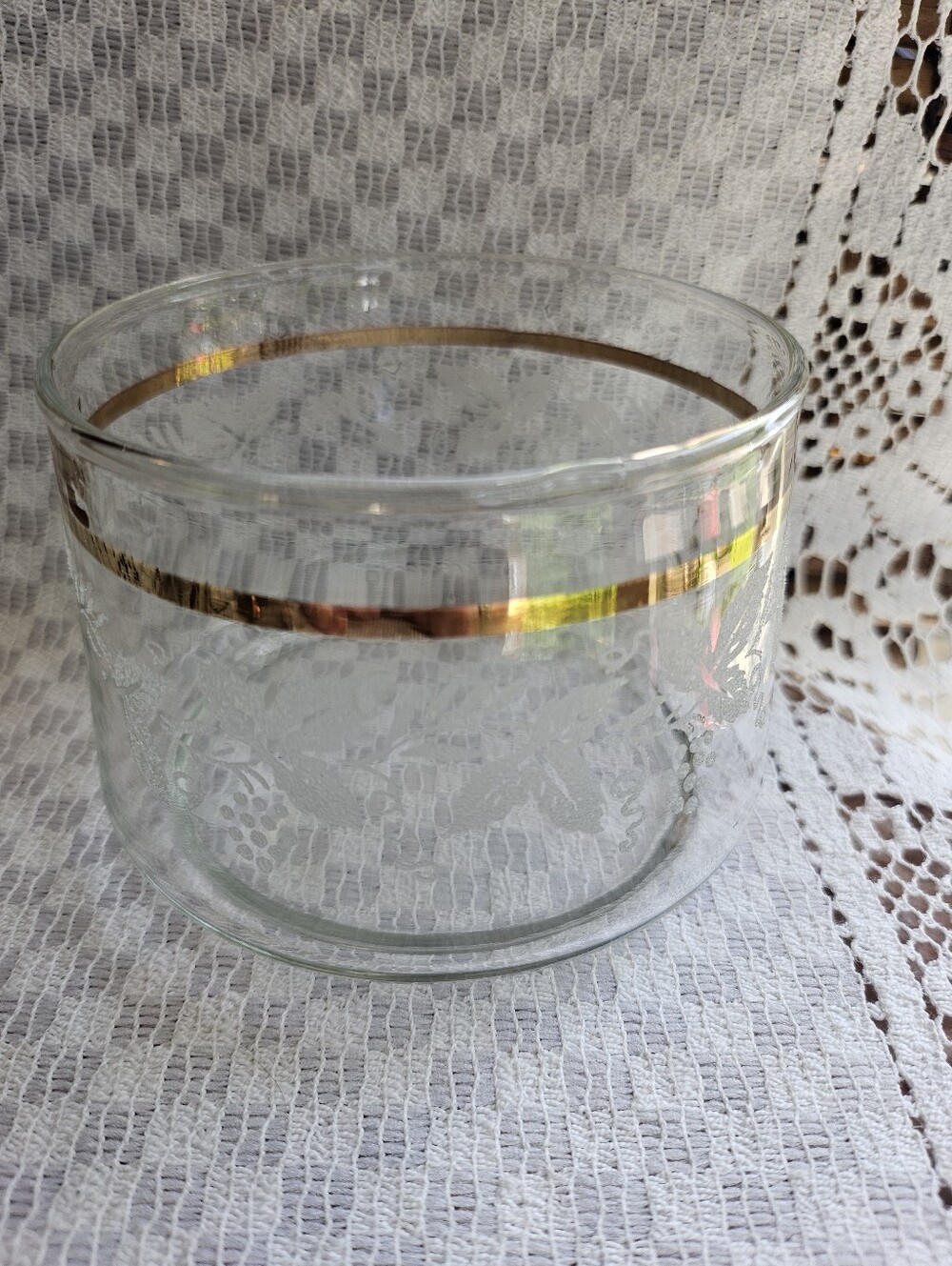 Bartlett Collins GrapeVine Lidded Jar - Picture 5 of 7